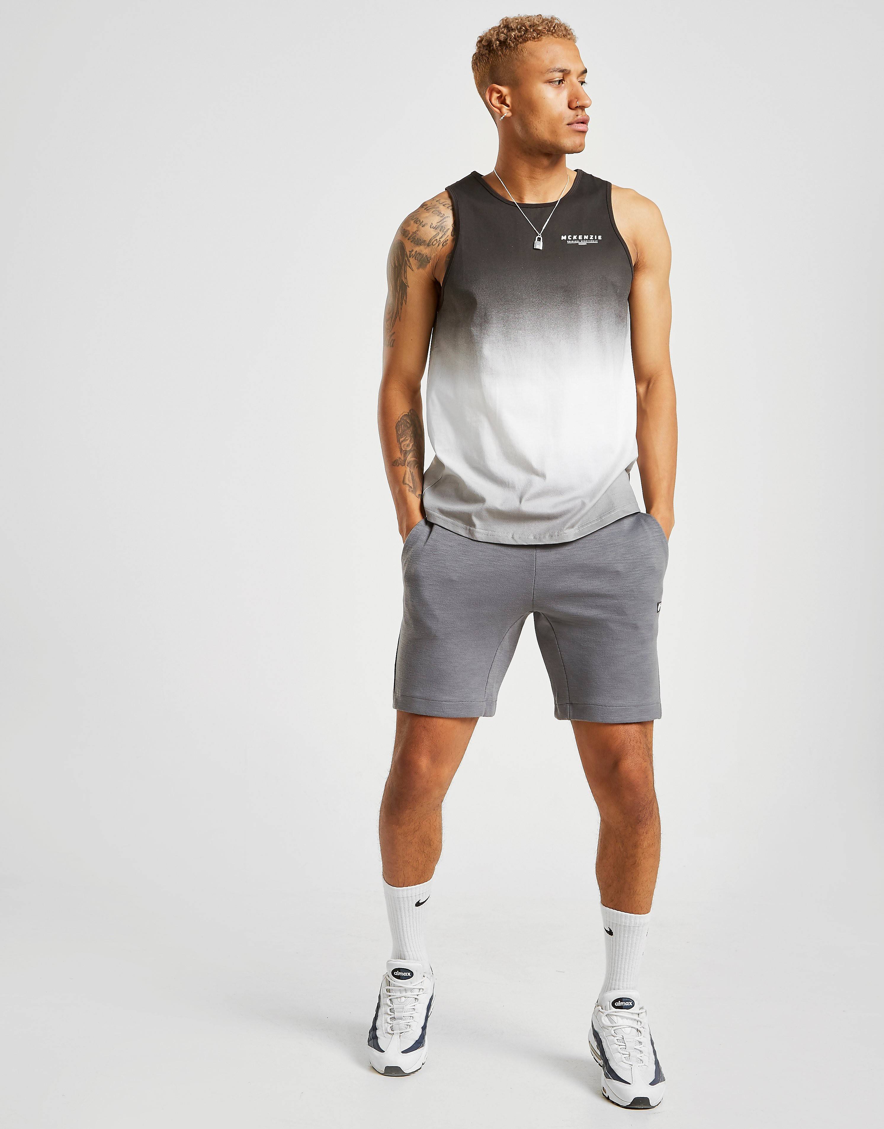 jdsports-de-23967760241-56f25 jdsports-de-23967760241-56f25