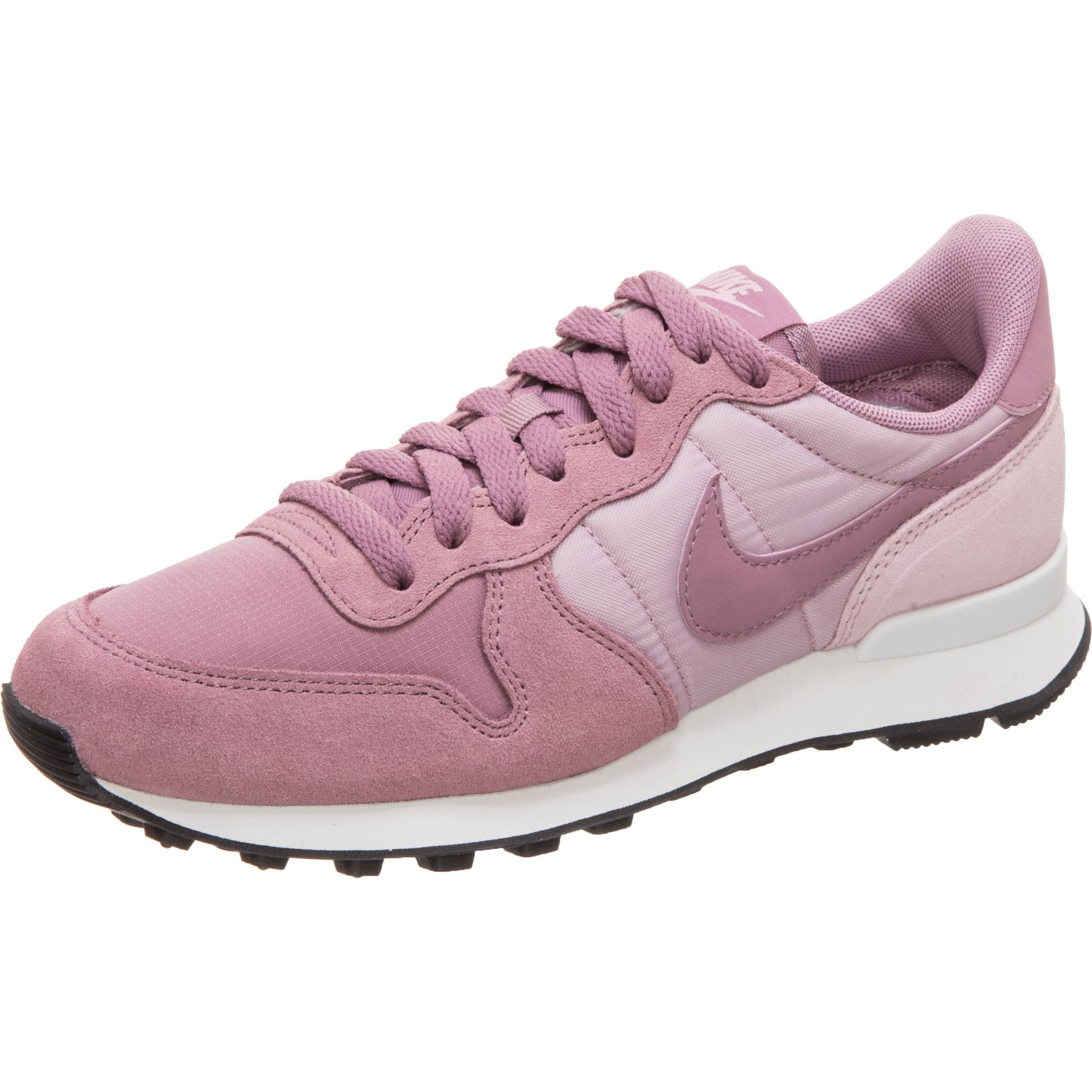 outfitter-de-23135893385-9641d outfitter-de-23135893385-9641d