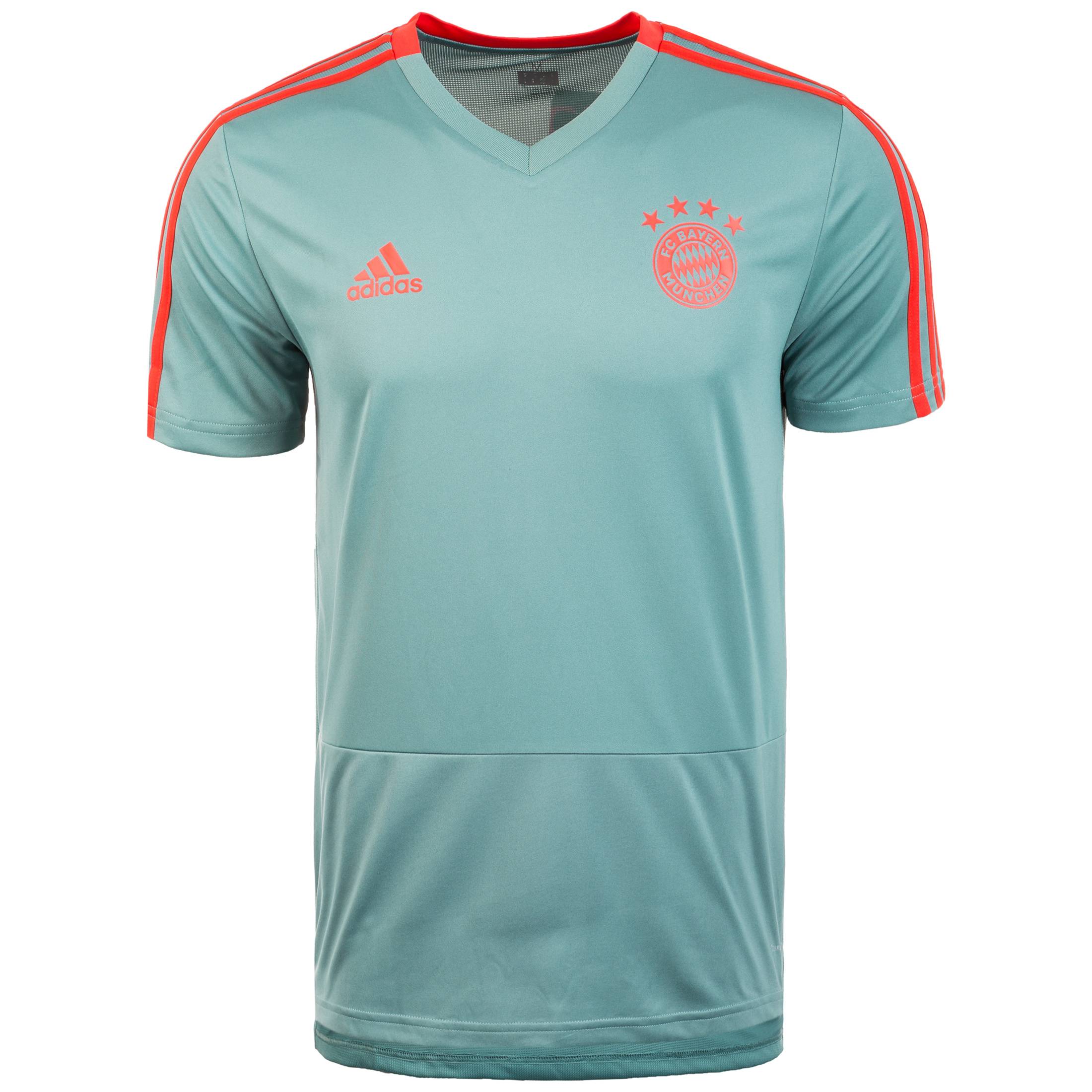 outfitter-de-23212993627-d557d